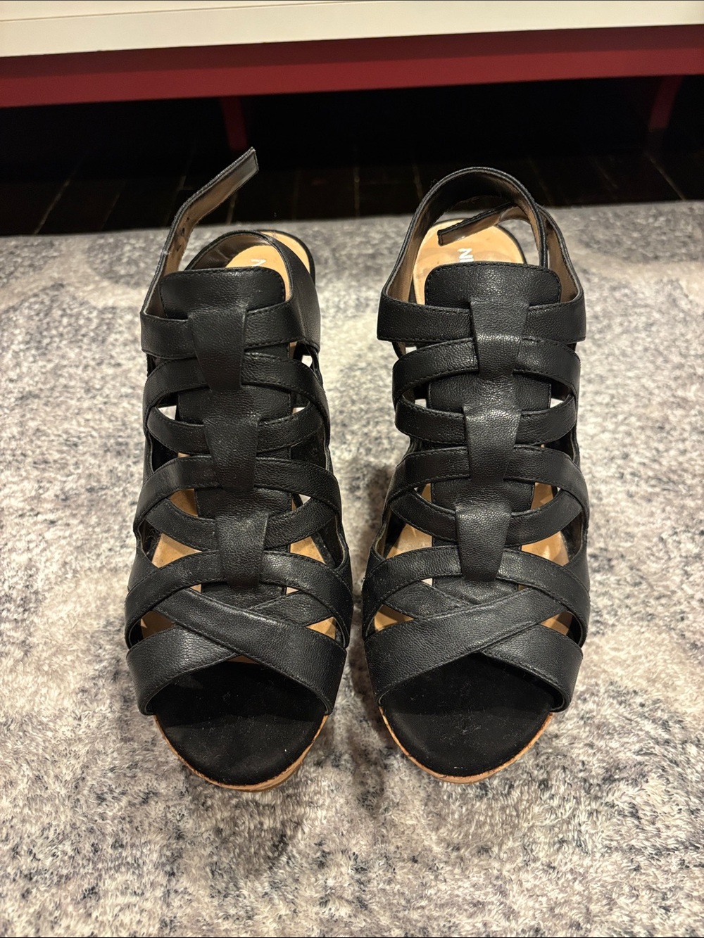 Woman Nine West heels